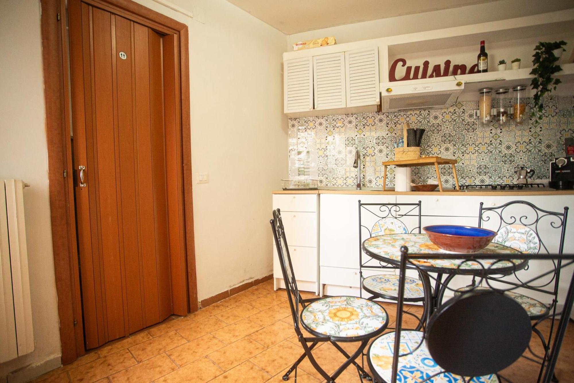 Lisaapartmenthousesalerno Buitenkant foto